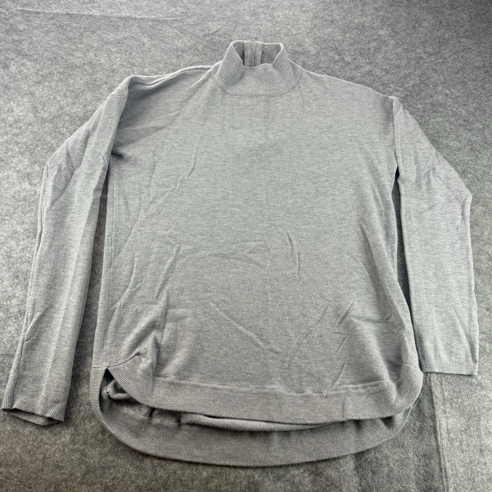 Cyrus Women's Long‎ Sleeve Light Gray Pullover Knit Sweater Zip Neck Size Medium